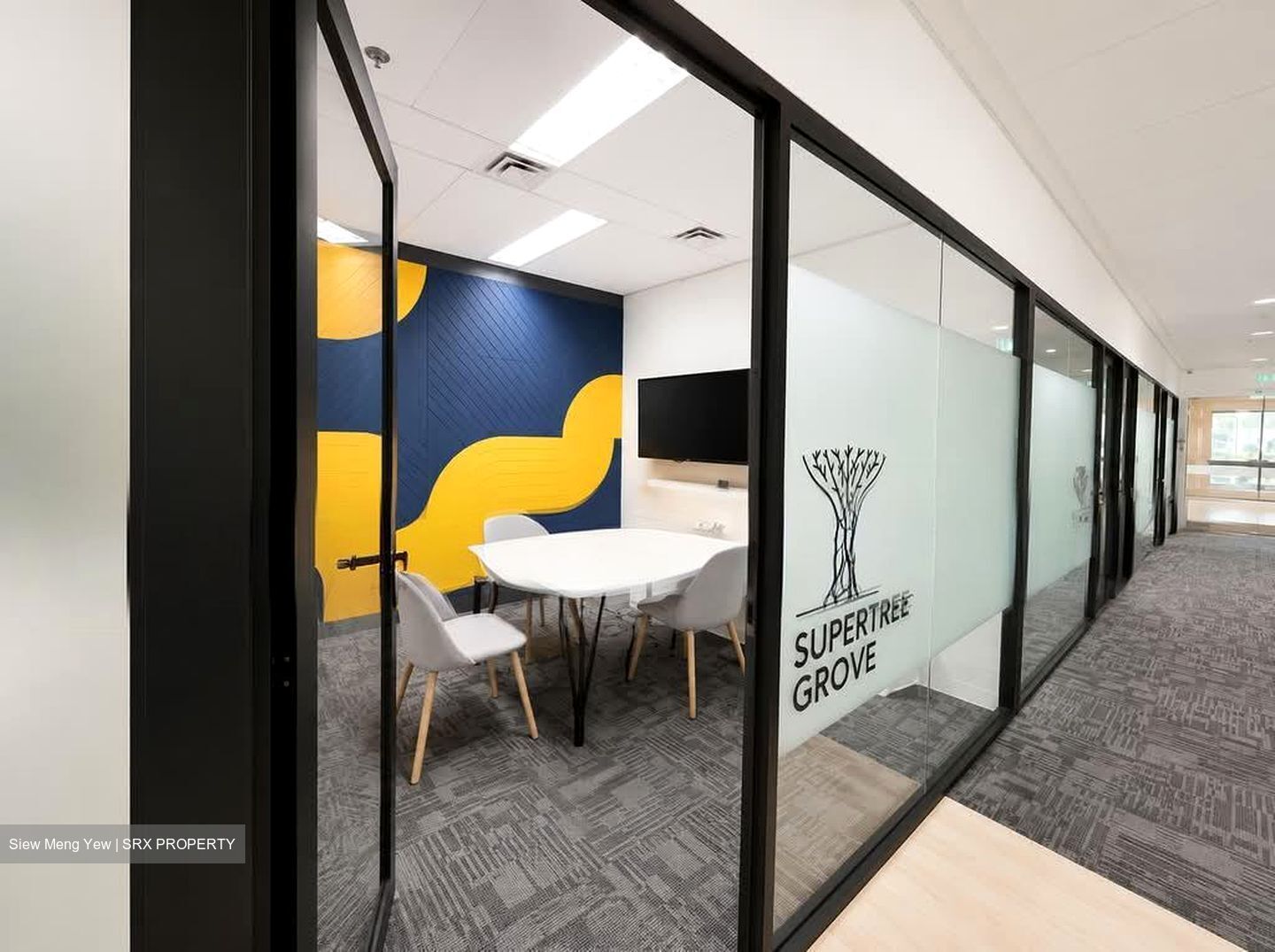Robinson 77 (D1), Office #596257391